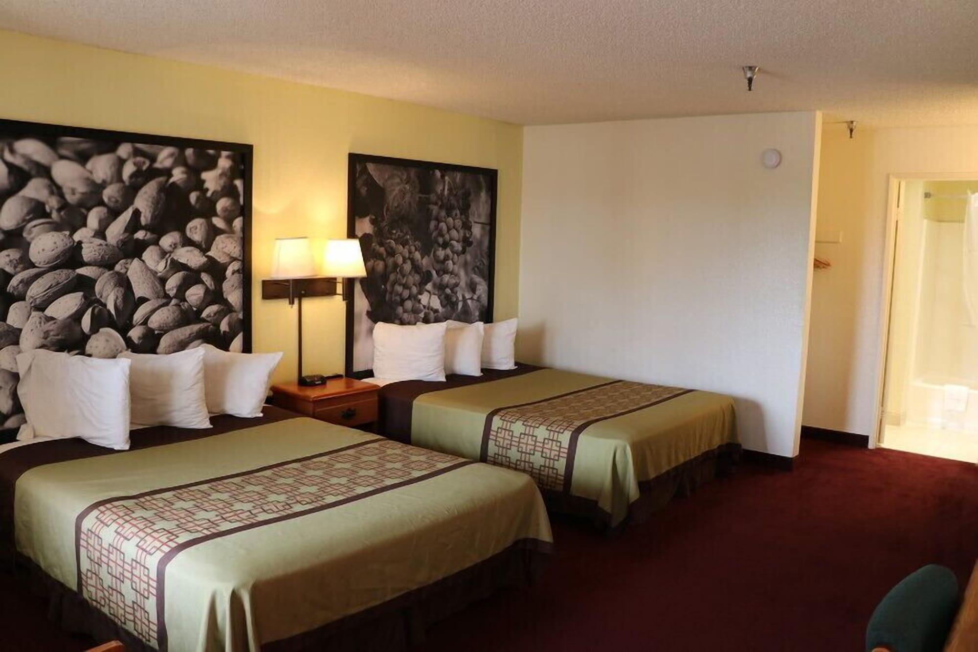 Super 8 By Wyndham Bakersfield/Central מראה חיצוני תמונה